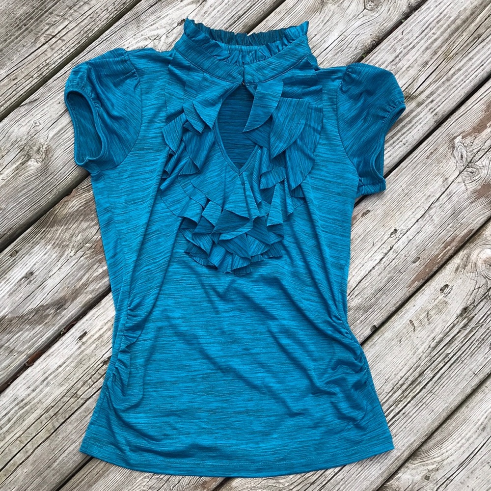 Ruffle Dress shirt!